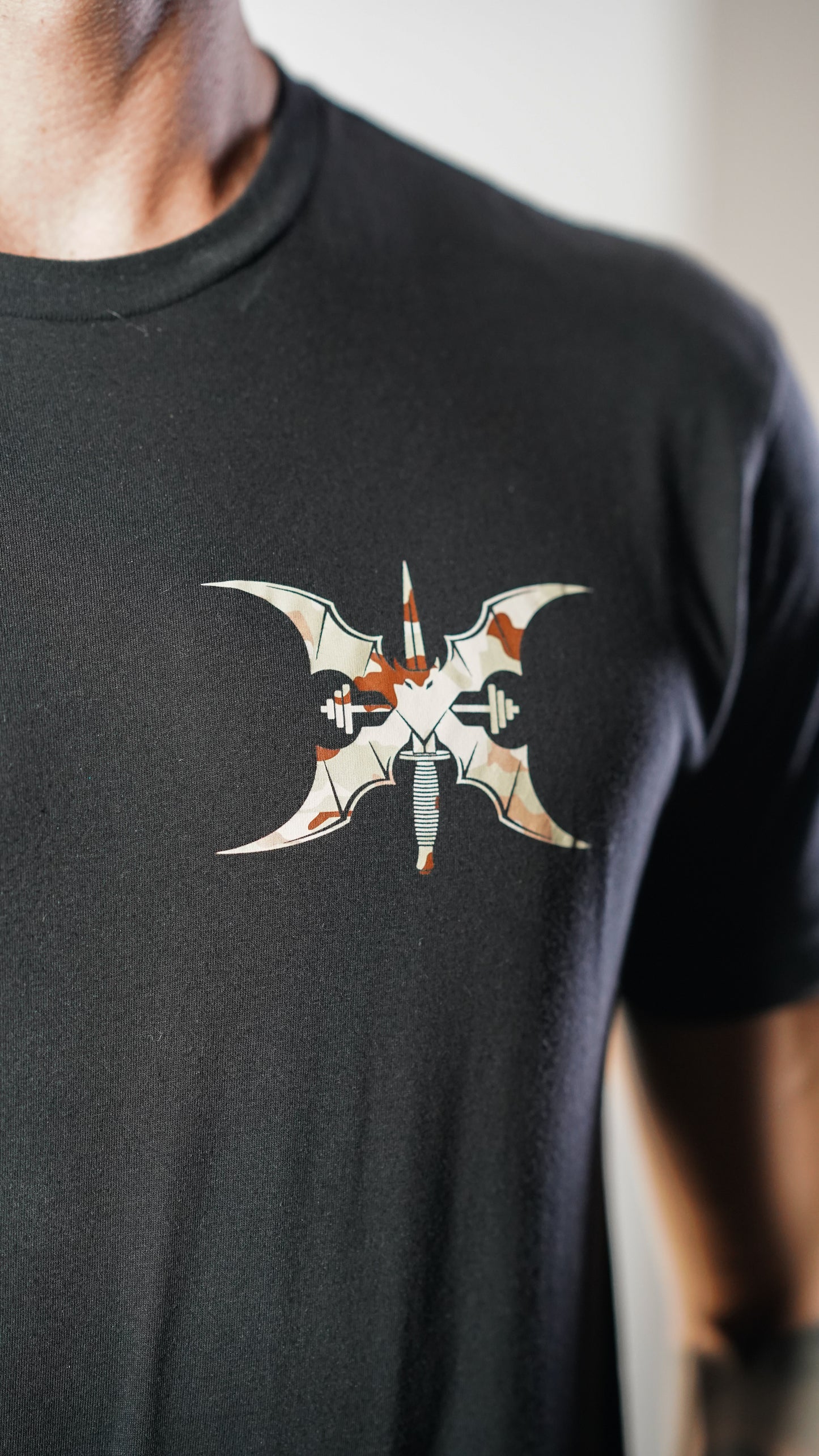 Das Greenlight Fitness T-Shirt -Leistungsstark & Lässig –Schwarz / Camo