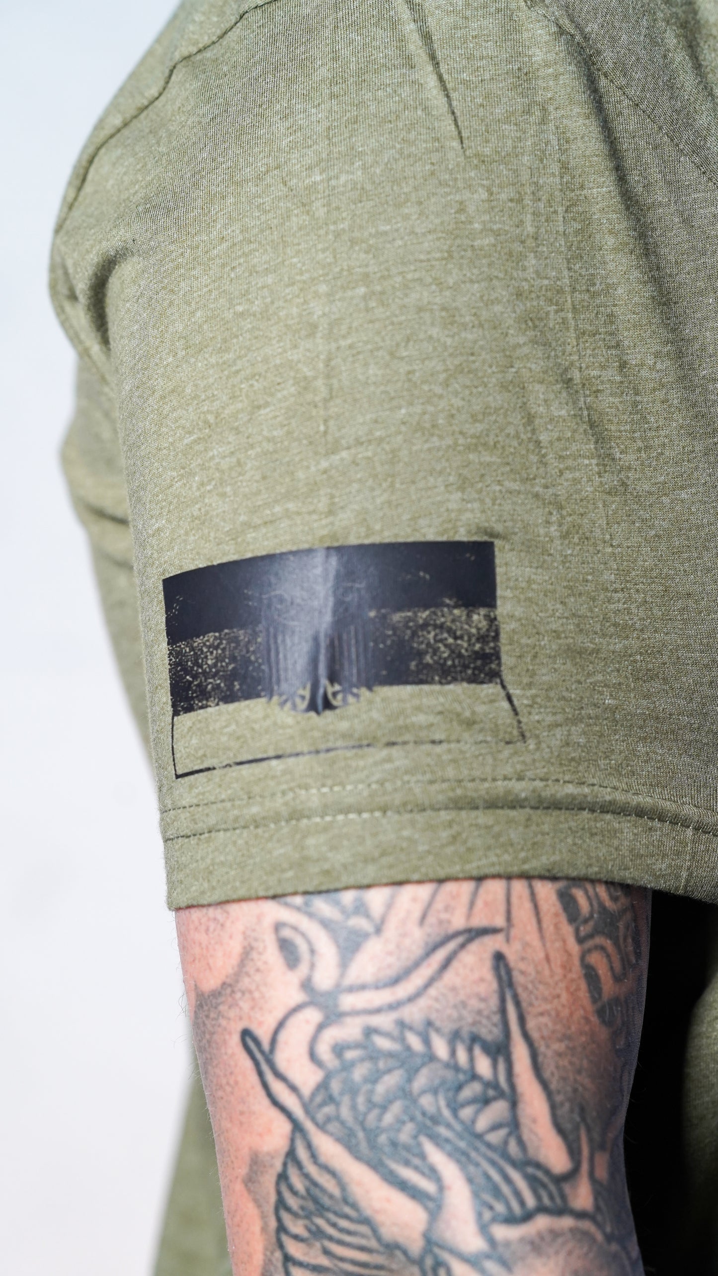 Das Greenlight Fitness T-Shirt -Leistungsstark & Lässig – oliv